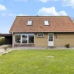 Holiday home Fy183-asperup-eskelundsvej-15